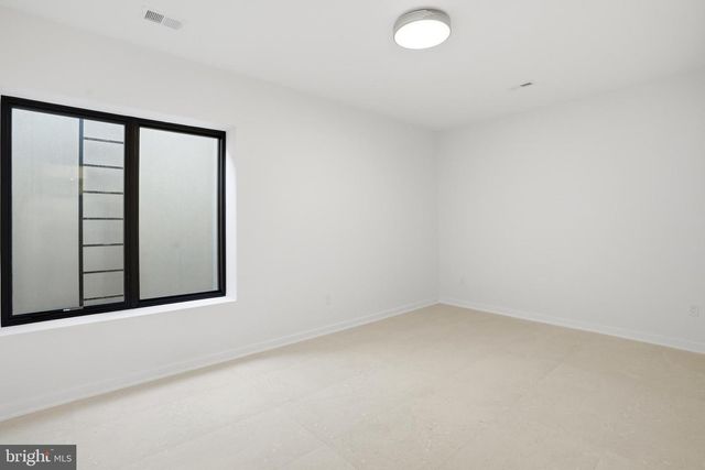 7103 WESTBURY RD, Mclean, VA 22101