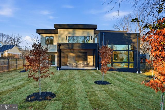 7103 WESTBURY RD, Mclean, VA 22101