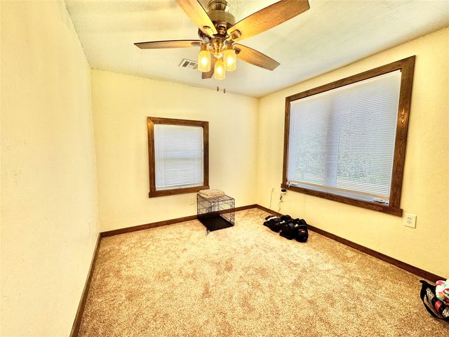 428936 E 1131 Road, Porum, OK 74455