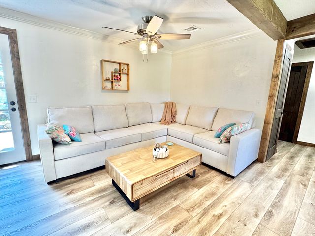 428936 E 1131 Road, Porum, OK 74455
