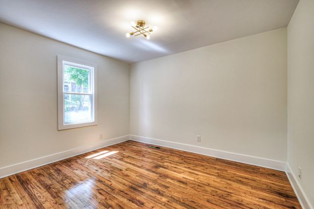 203 W Cedar St, Goodlettsville, TN 37072