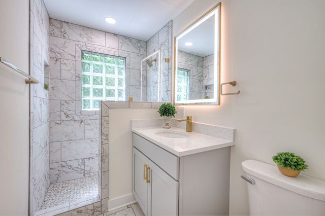 203 W Cedar St, Goodlettsville, TN 37072