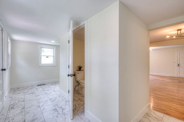 203 W Cedar St, Goodlettsville, TN 37072