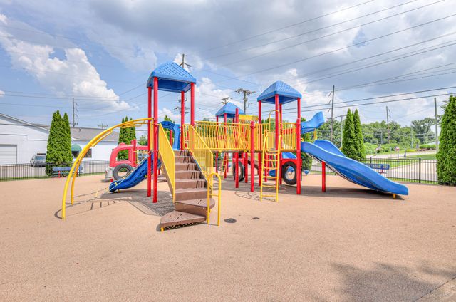 203 W Cedar St, Goodlettsville, TN 37072