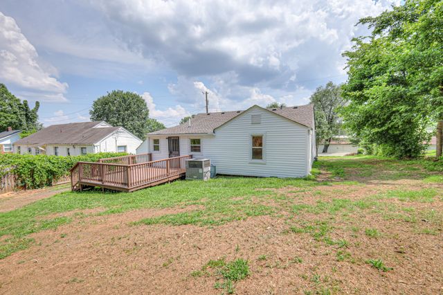 203 W Cedar St, Goodlettsville, TN 37072