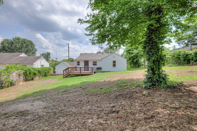 203 W Cedar St, Goodlettsville, TN 37072