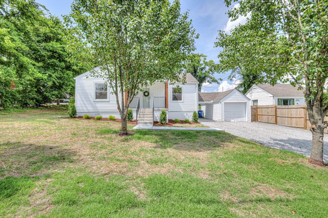 203 W Cedar St, Goodlettsville, TN 37072