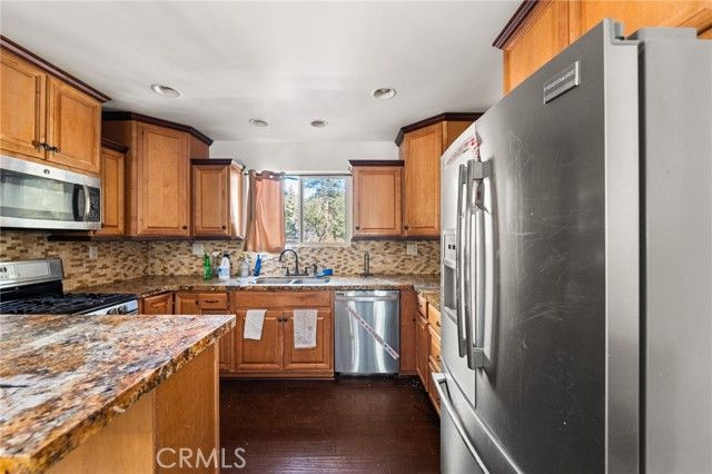 5595 Sycamore Street, Wrightwood, CA 92397