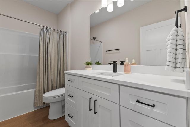 1322 NW 27th Street, Ankeny, IA 50023