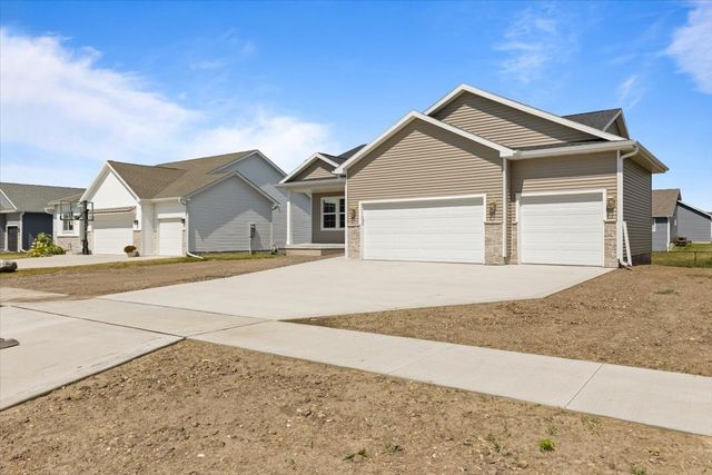 1322 NW 27th Street, Ankeny, IA 50023