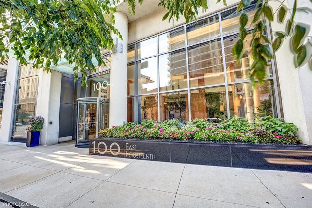 100 E 14th Street 903, Chicago, IL 60605