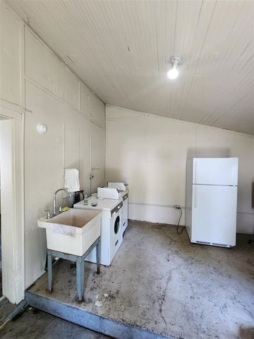 330 S Stewart Avenue, Big Rapids, MI 49307