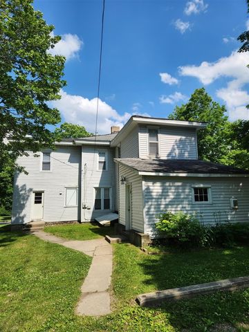 330 S Stewart Avenue, Big Rapids, MI 49307