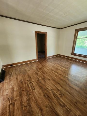 330 S Stewart Avenue, Big Rapids, MI 49307
