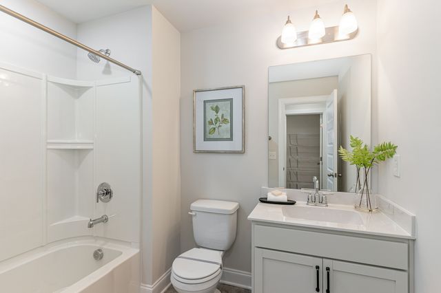 6415 Waymeet Drive, Spring Hill, TN 37174