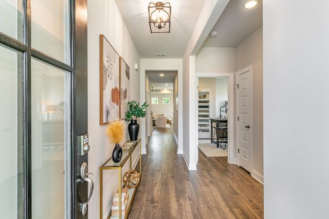 6415 Waymeet Drive, Spring Hill, TN 37174