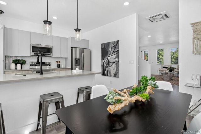 5128 W 26th Avenue 101, Denver, CO 80212