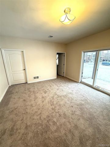 71 Grandview Circle, White Lake, MI 48386