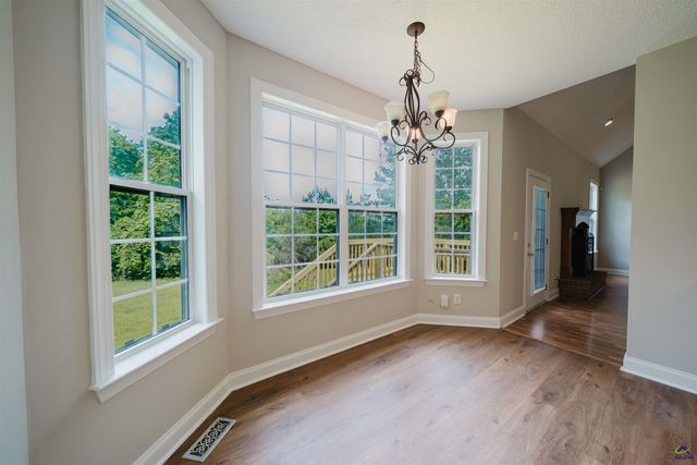 98 Head Road, Juliette, GA 31046
