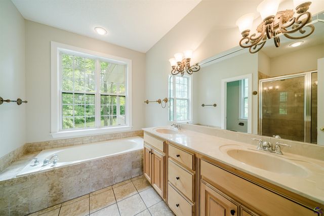 98 Head Road, Juliette, GA 31046