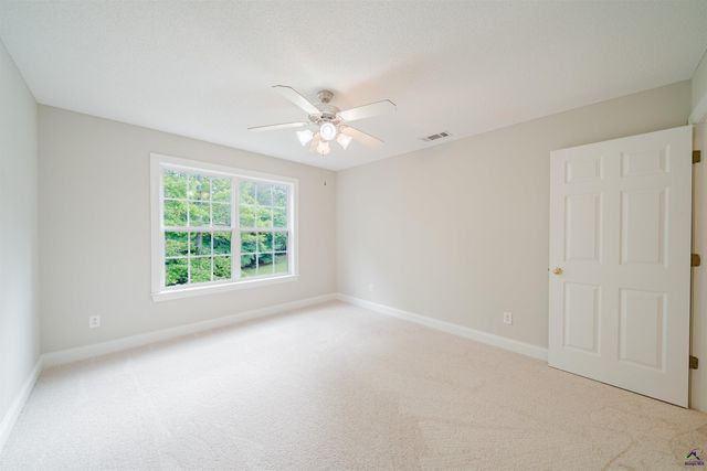 98 Head Road, Juliette, GA 31046
