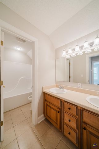 98 Head Road, Juliette, GA 31046