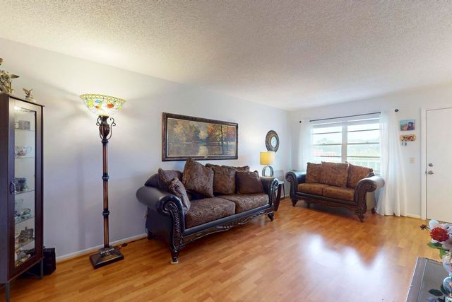 3 Lake Vista Trl Apt 203, Port St Lucie, FL 34952