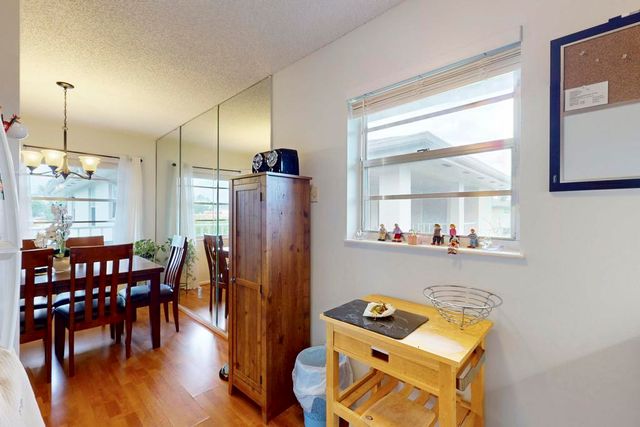 3 Lake Vista Trl Apt 203, Port St Lucie, FL 34952