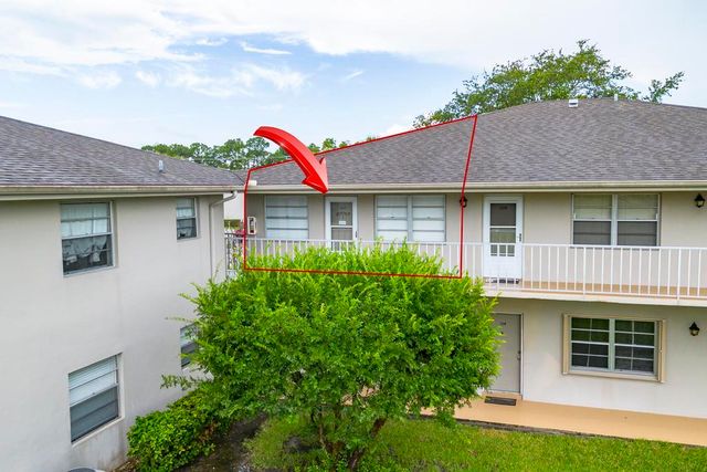 3 Lake Vista Trl Apt 203, Port St Lucie, FL 34952