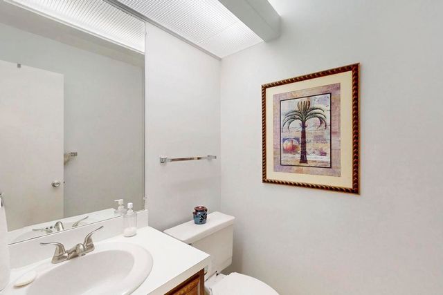 3 Lake Vista Trl Apt 203, Port St Lucie, FL 34952