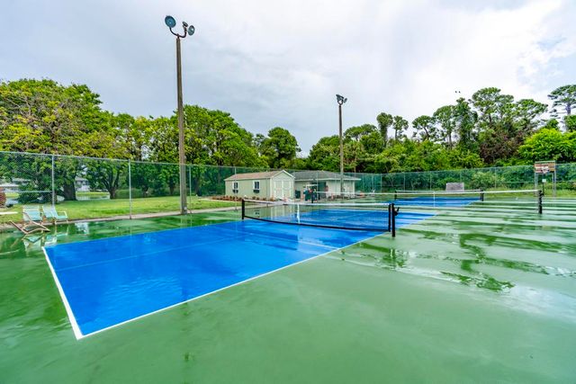 3 Lake Vista Trl Apt 203, Port St Lucie, FL 34952