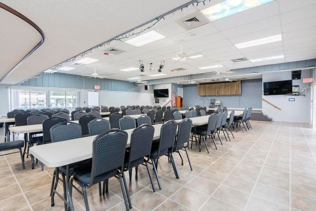 3 Lake Vista Trl Apt 203, Port St Lucie, FL 34952