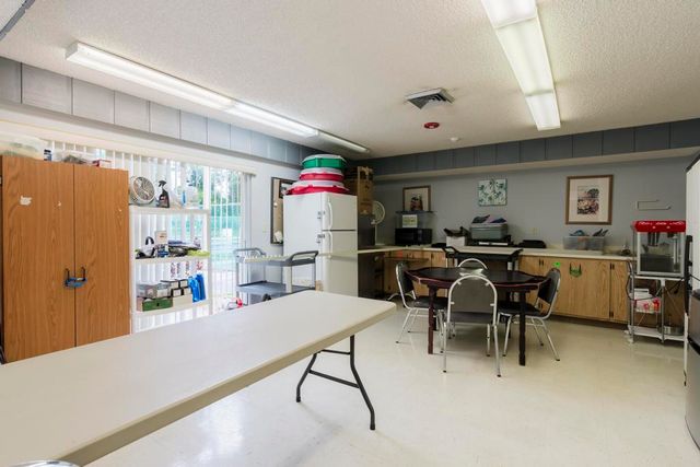 3 Lake Vista Trl Apt 203, Port St Lucie, FL 34952