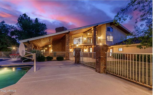 1020 E CAROLINE Lane, Tempe, AZ 85284