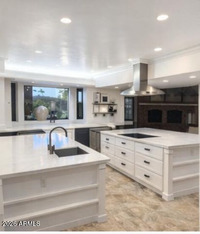 1020 E CAROLINE Lane, Tempe, AZ 85284