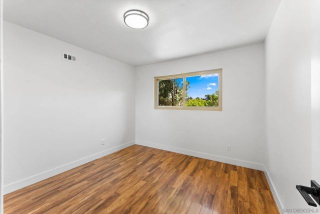 725 Peggy Dr, San Diego, CA 92114