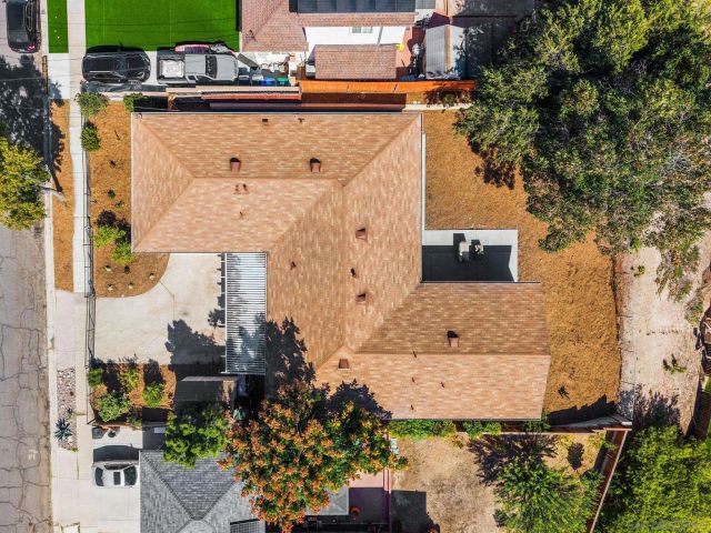 725 Peggy Dr, San Diego, CA 92114