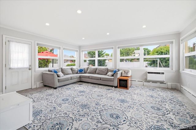 41 Hart Street, Lynbrook, NY 11563