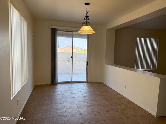 1345 S Woodbine Lane, Tucson, AZ 85746