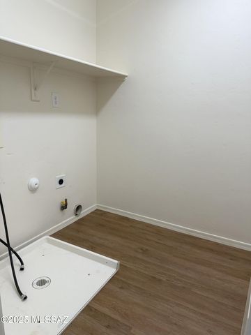 1345 S Woodbine Lane, Tucson, AZ 85746