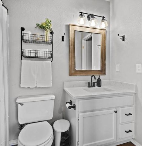 1500 Linwood Circle, Bentonville, AR 72712