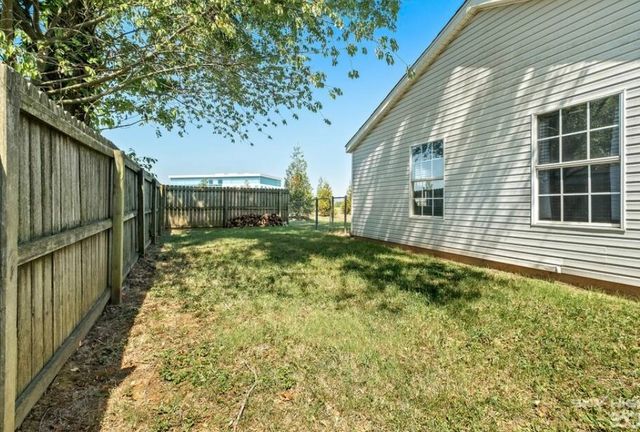 1500 Linwood Circle, Bentonville, AR 72712