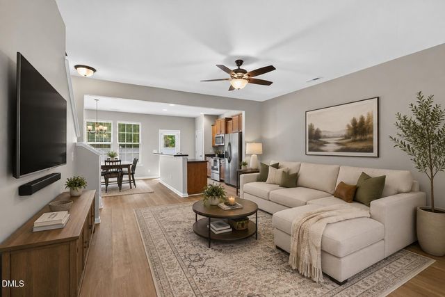 12 E Willow Trace Way, Clayton, NC 27527