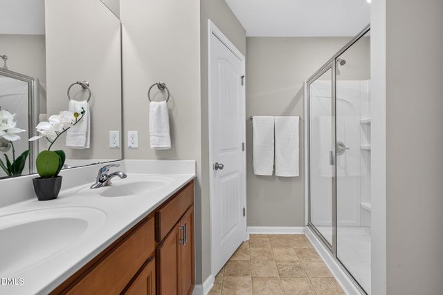 12 E Willow Trace Way, Clayton, NC 27527