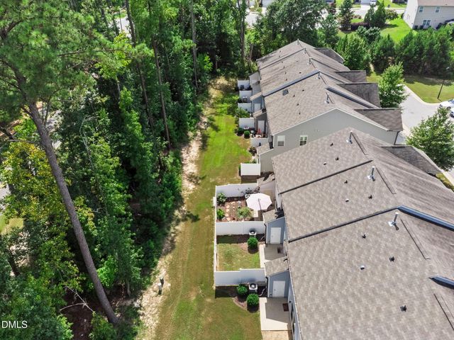 12 E Willow Trace Way, Clayton, NC 27527