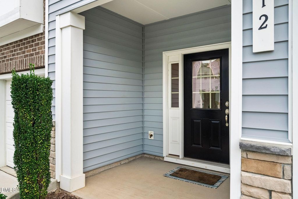 12 E Willow Trace Way, Clayton, NC 27527