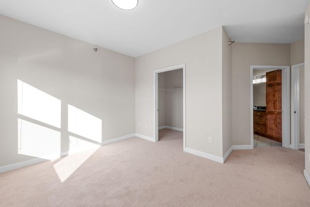 1155 Ford Road 214, Saint Louis Park, MN 55426