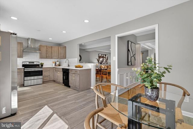 9623 SCOTCH HAVEN DR, Vienna, VA 22181