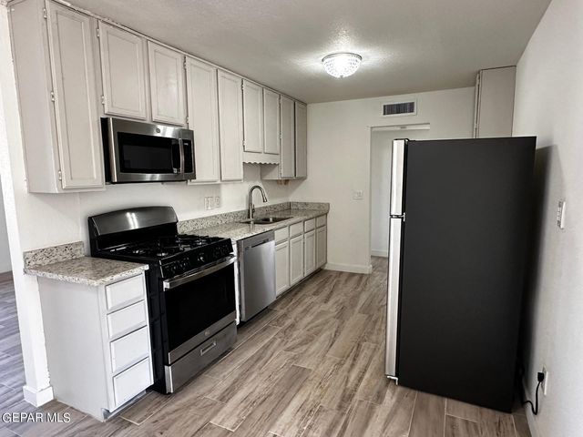 1405 PRAIRIE Drive, El Paso, TX 79925