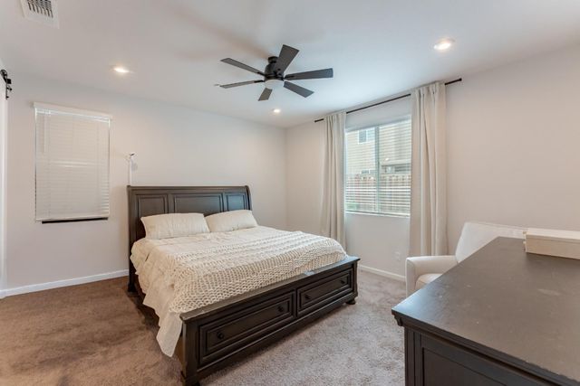 9584 Del Seis Drive, Sacramento, CA 95829